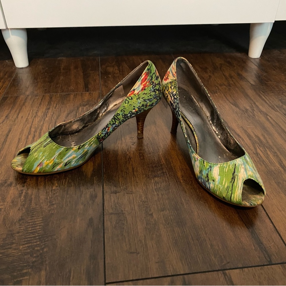 Nine West Colorful Peep-Toe Kitten Heels